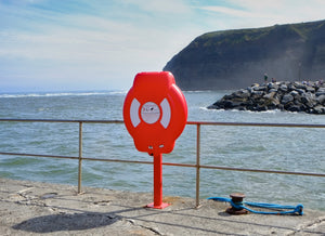 Guardian 600 Buoy with Rope,Red